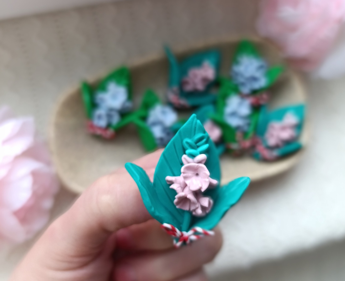 Mărțișor zambilă  - bijuterii - mărțișor - Artynos.ro