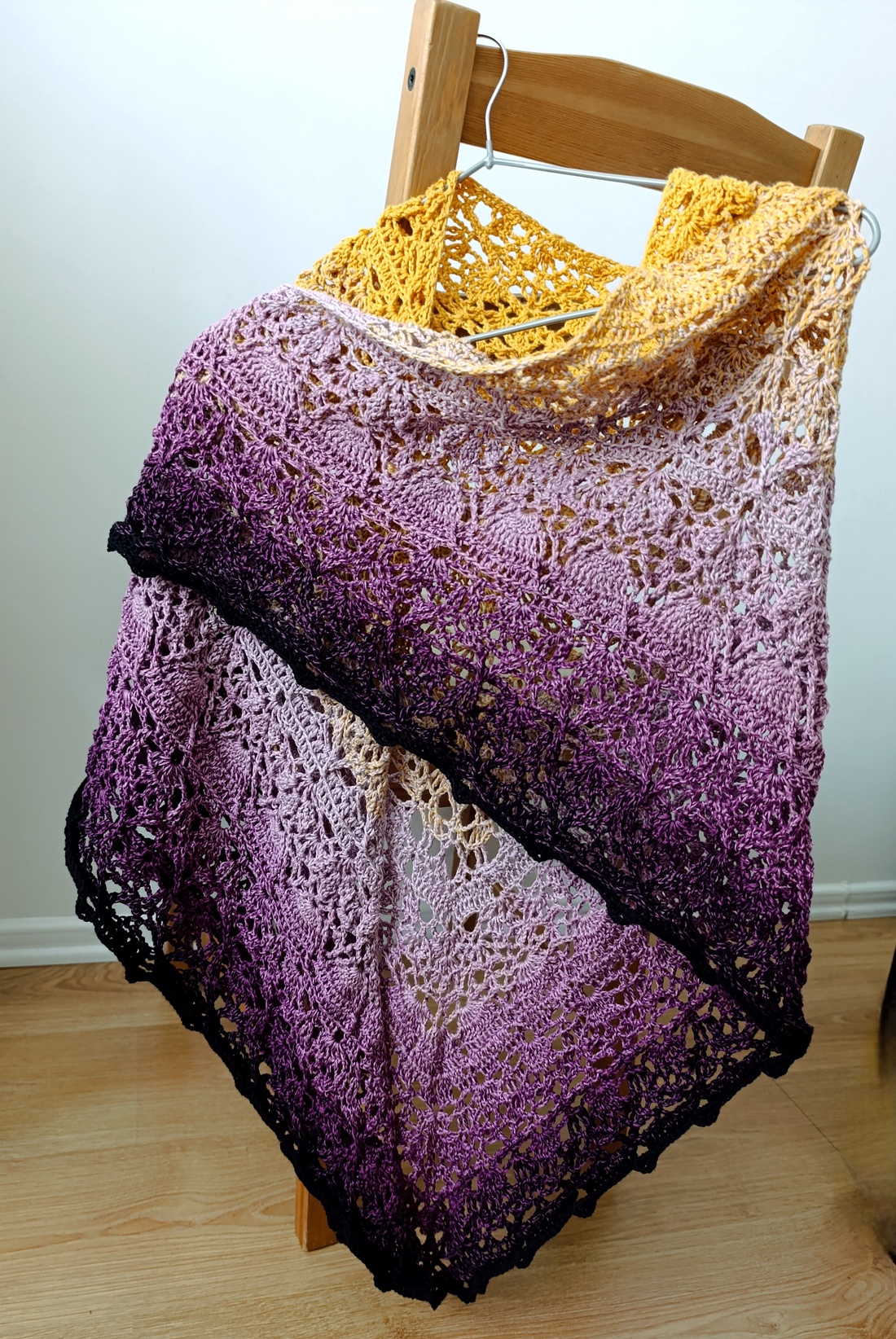 Șal Croșetat Manual Amethyst Sunset  - îmbrăcăminte și modă - eșarfe, pălării, fularuri - șal, eșarfă de cap - Artynos.ro