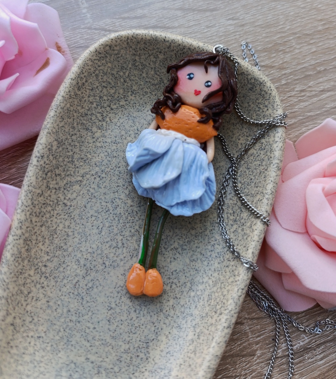 � Luna � Pandantiv handmade din lut polimeric - bijuterii - coliere - coliere cu pandative - Artynos.ro