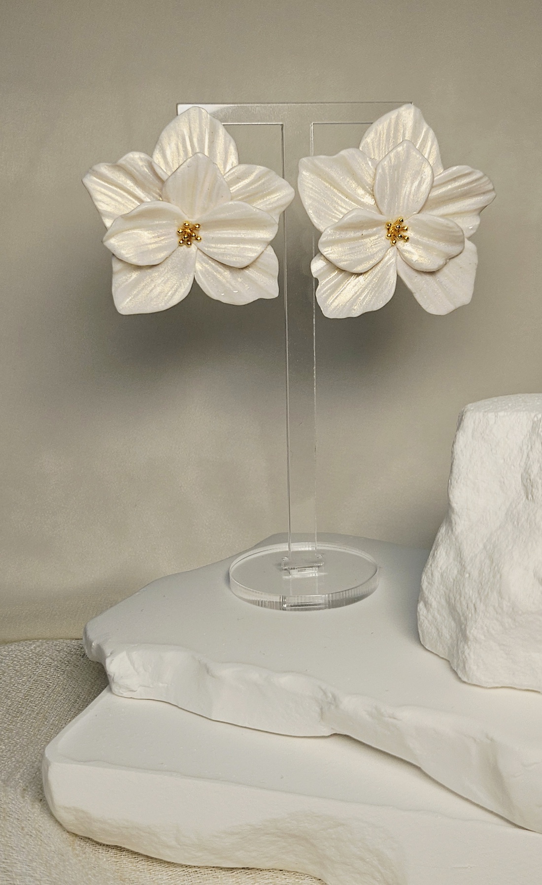 Cercei Floare de cires - accesorii nuntă - bijuterii mireasă - cercei mireasă - Artynos.ro
