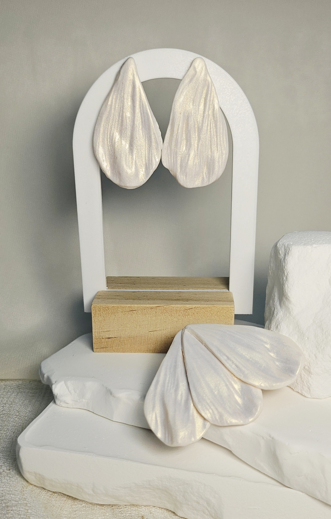 Set Petale - accesorii nuntă - bijuterii mireasă - cercei mireasă - Artynos.ro