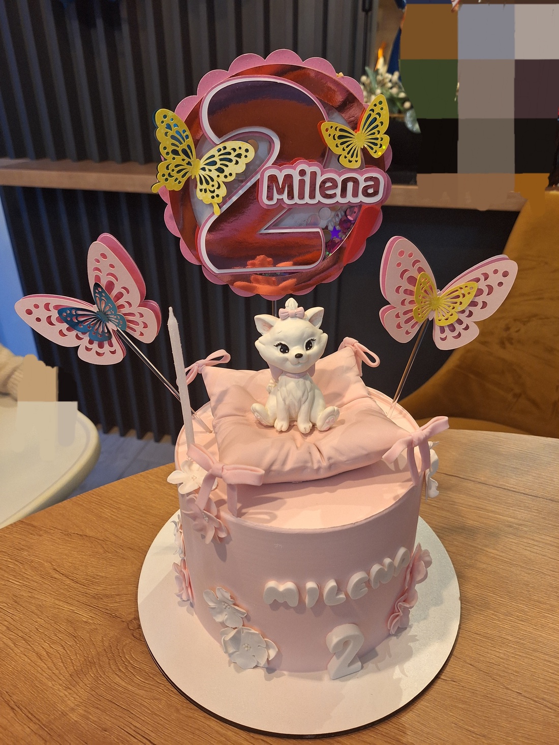 Set cake topper 3D cu shaker si fluturasi - casă & stil de viață - echipamente de bucătărie - Artynos.ro