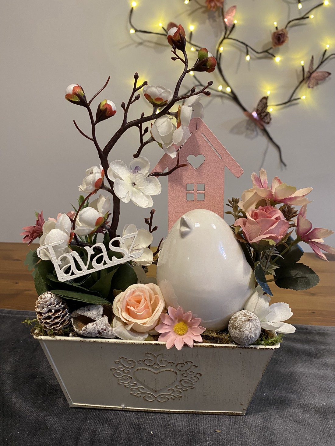 Decorațiuni florale de primăvară pentru masă  - casă & stil de viață - decorațiuni de casă - accesorii florale - flori în ghiveci - Artynos.ro