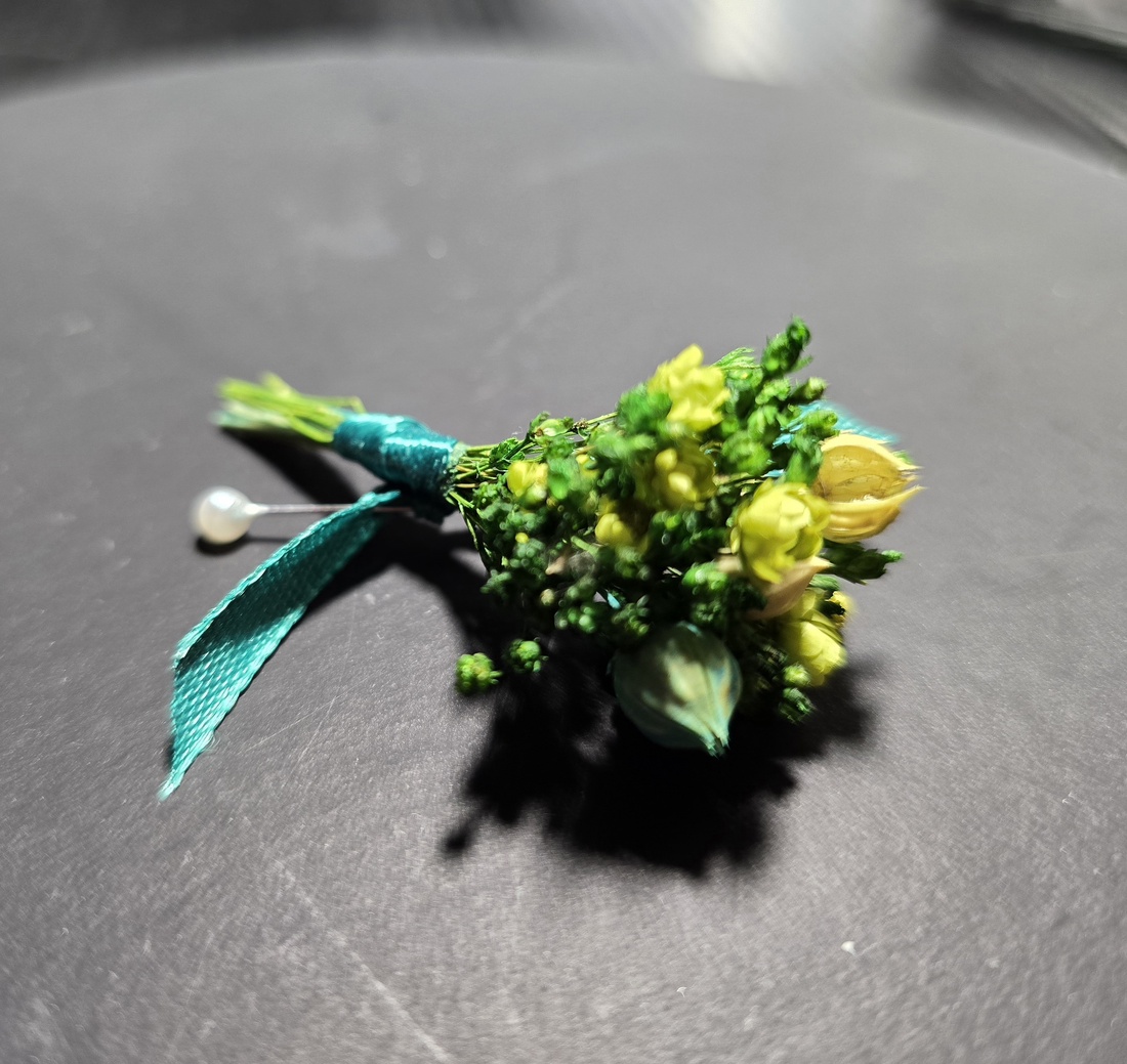 Cocarde  - accesorii nuntă - amintiri și cadouri de nuntă - cadouri de bun venit nuntă - Artynos.ro