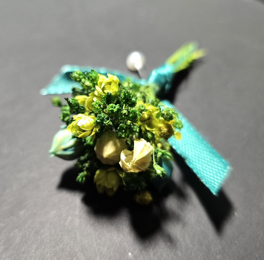 Cocarde  - accesorii nuntă - amintiri și cadouri de nuntă - cadouri de bun venit nuntă - Artynos.ro