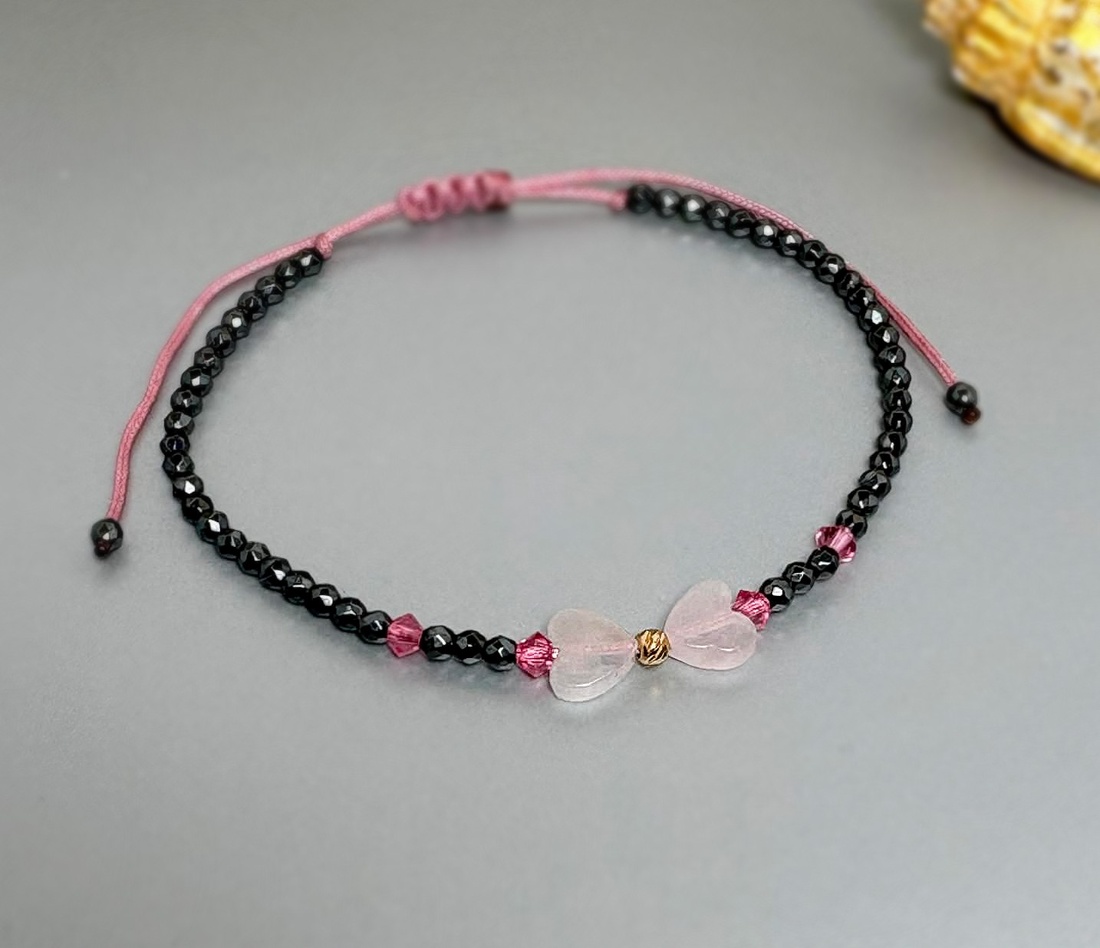 Bratara Rose Eclipse - pietre semipretioase cuart si hematit - bijuterii - brățări - brățări din mărgele - Artynos.ro