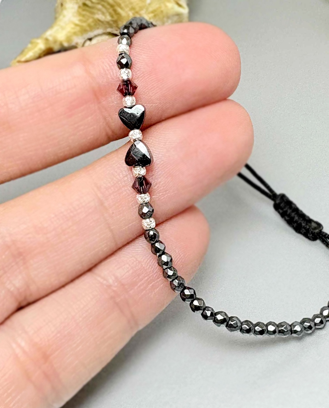 Bratara din hematit si cristale Preciosa - Silent Love - bijuterii - brățări - brățări din mărgele - Artynos.ro