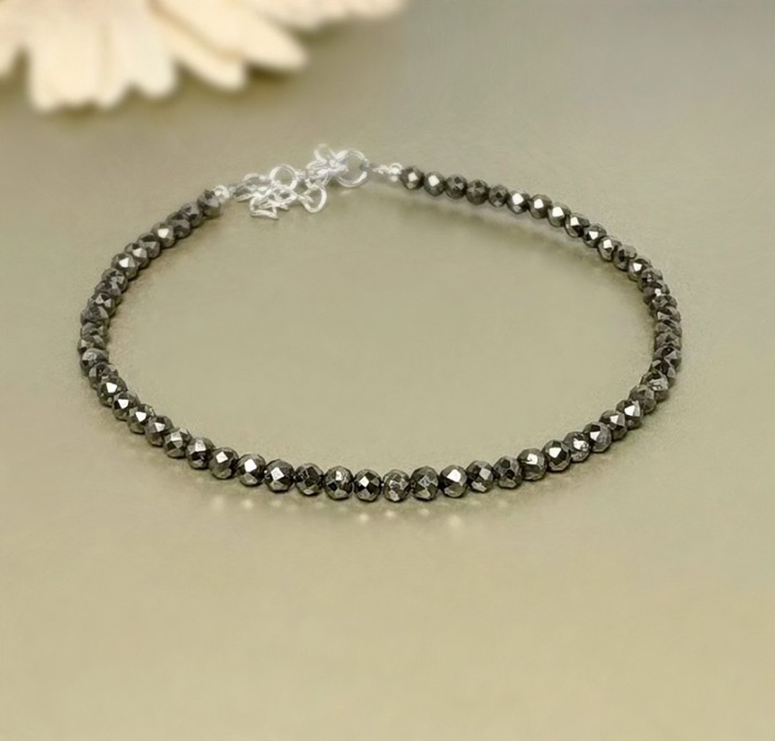 Bratara pirita fatetata - Pyrite Glow - bijuterii - brățări - brățări din mărgele - Artynos.ro