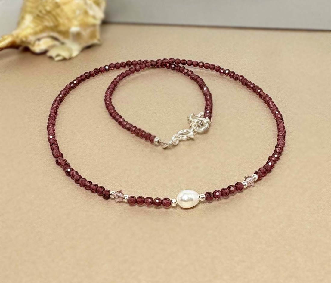 Colier granat si perla cultura  - bijuterii - coliere - coliere din pietre semiprețioase - Artynos.ro