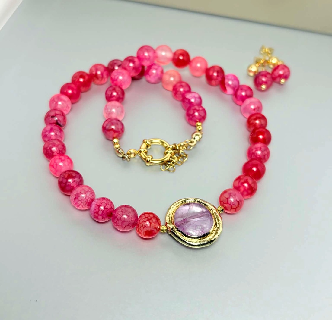 Colier din agate fucsia si cuart roz - bijuterii - coliere - coliere din pietre semiprețioase - Artynos.ro
