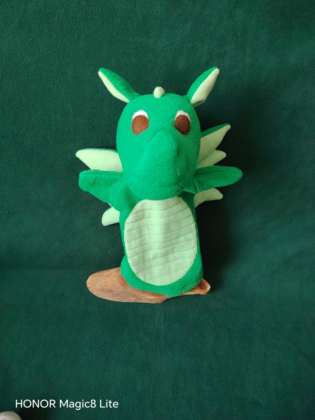 Dragonul Verde - jucării și echipamente pentru copii - marionete - mănuși marionete - Artynos.ro