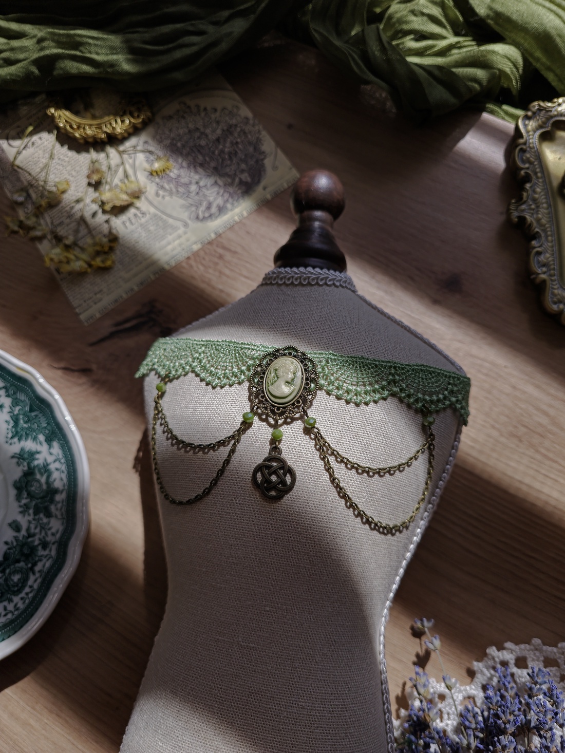 Ophelia necklace  - bijuterii - coliere - chockere - Artynos.ro