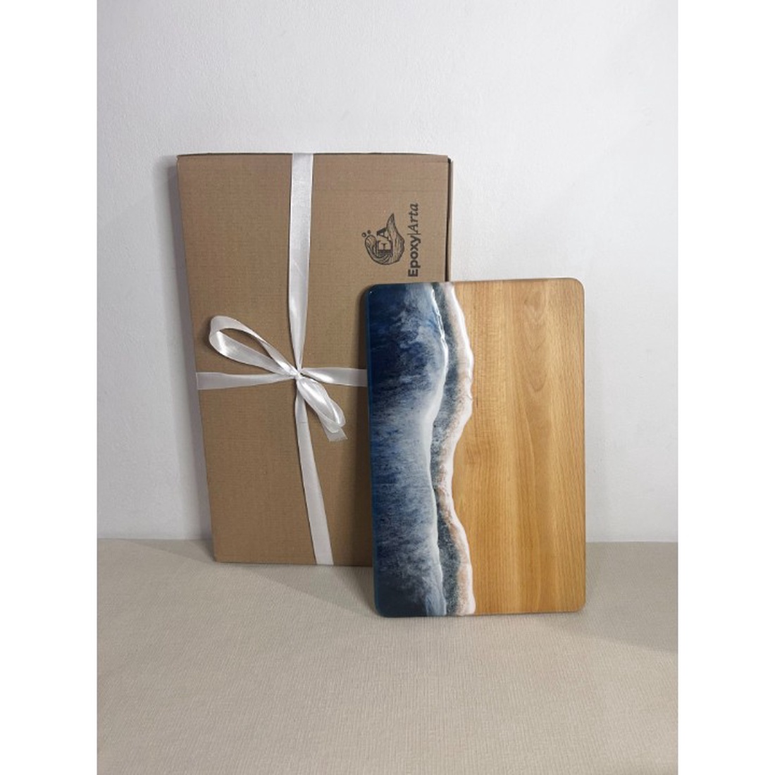 Platou / tocator de servire dreptunghiular decorativ din lemn, cu valuri, albastru inchis - casă & stil de viață - echipamente de bucătărie - accesorii de gătit - tocătoare - Artynos.ro