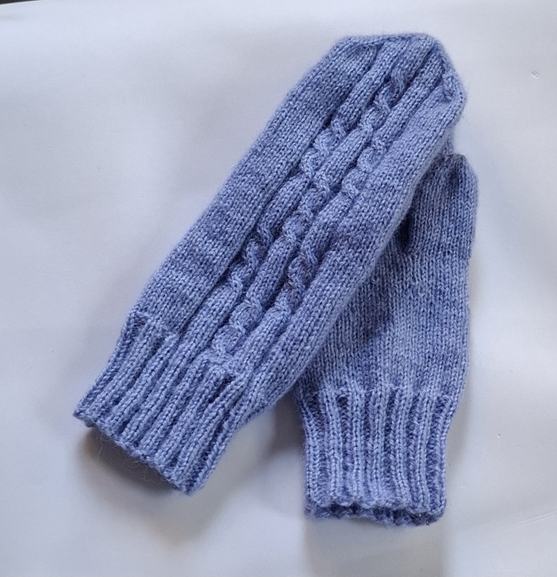 Mănuși tricotate manual cu un singur manșon -  - Artynos.ro