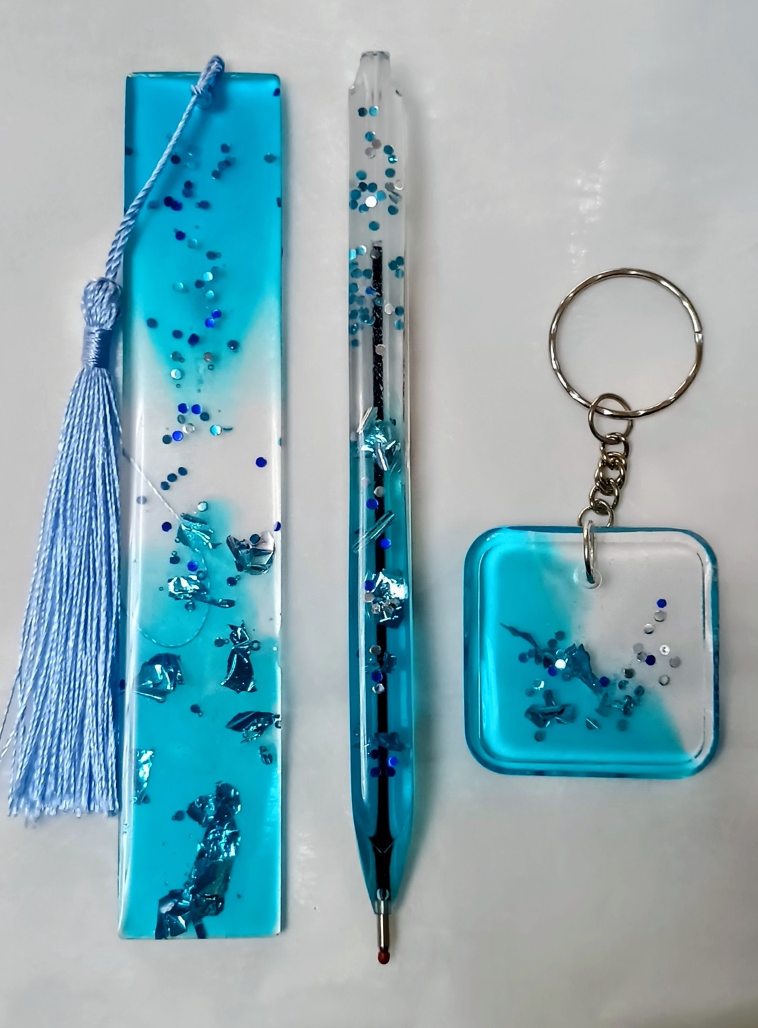 Seturi din rășină: breloc, pix și semn de carte  - casă & stil de viață - seturi de cadou - Artynos.ro