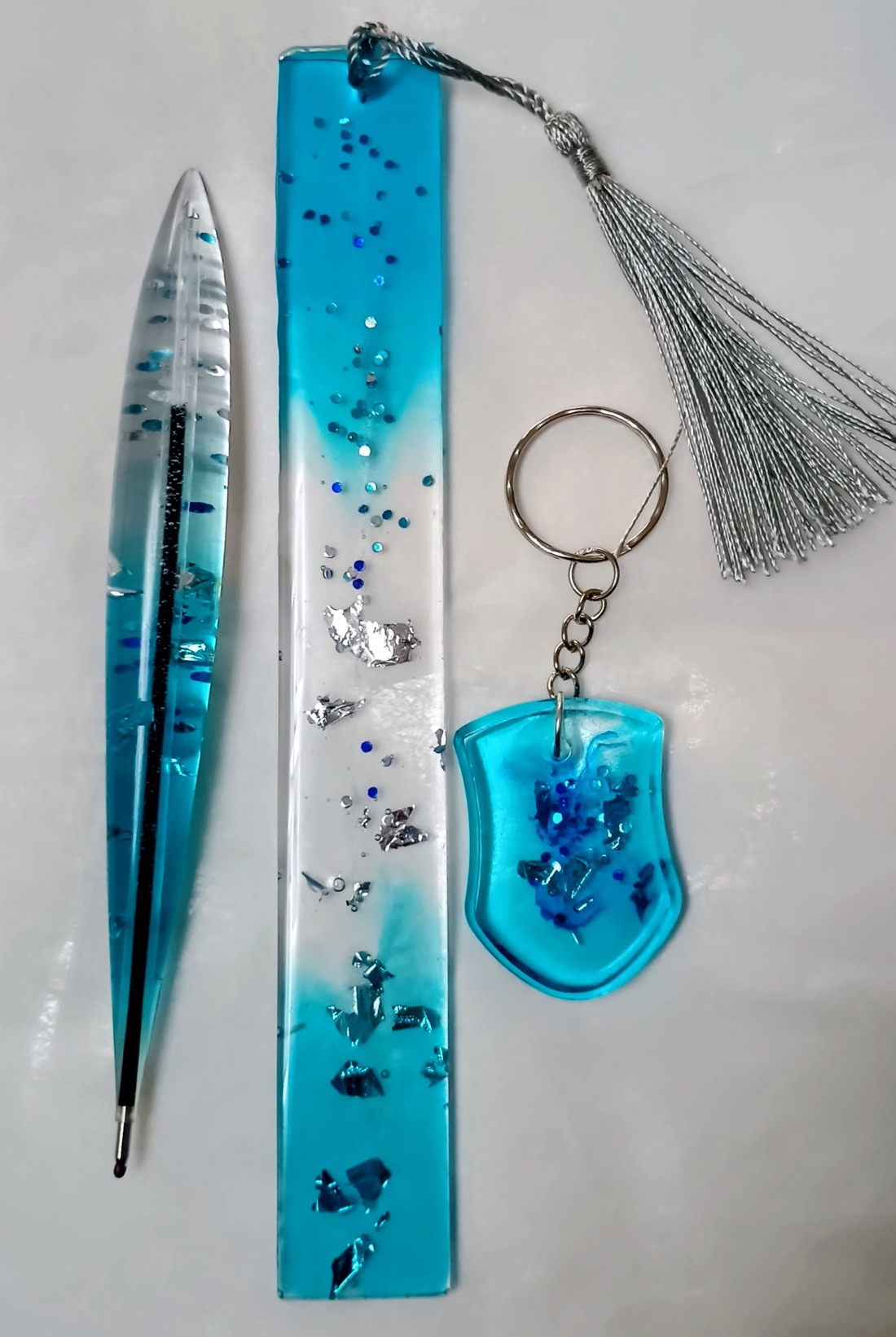 Seturi din rășină: breloc, pix și semn de carte  - casă & stil de viață - seturi de cadou - Artynos.ro