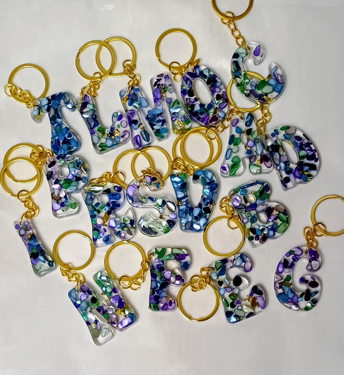 Brelocuri cu inițiala  - genți și portofele - accesorii genți - breloc - Artynos.ro