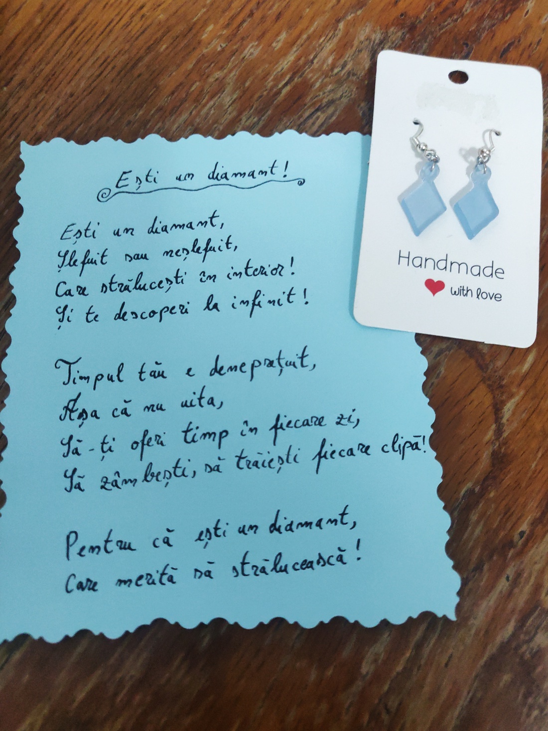 Cercei diamant albastru  - bijuterii - cercei - cercei din rășină - Artynos.ro