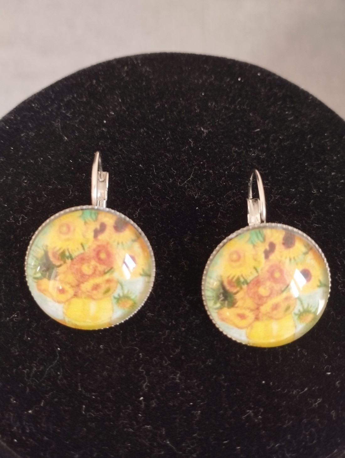 Cercei cu închizătoare franceză inspirați de Van Gogh, cu accesorii din oțel medical - - Artynos.ro Cercei cu închizătoare franceză inspirați de Van Gogh, cu accesorii din oțel medical - - Artynos.ro
