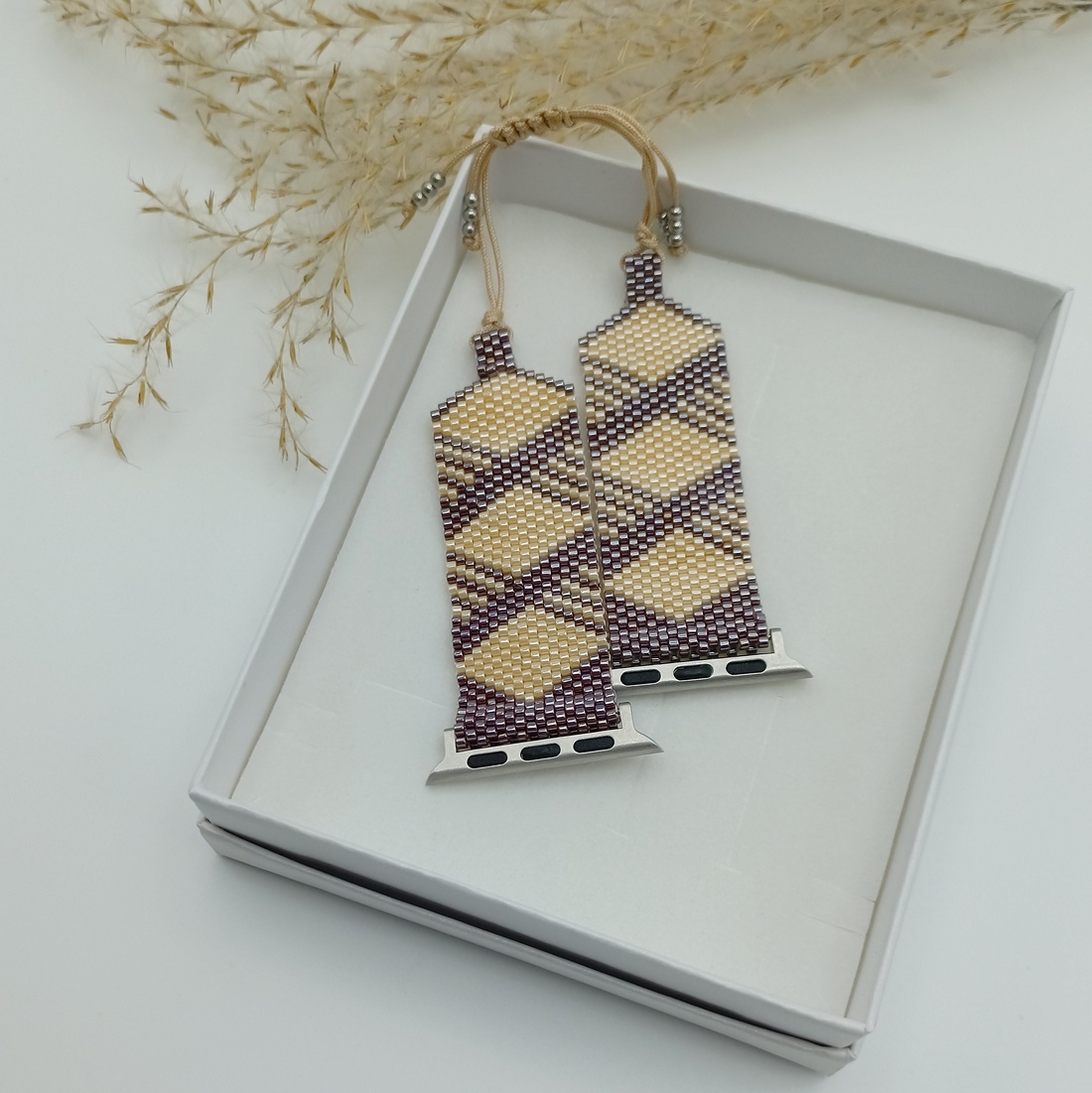 Bratara Apple watch - 38 mm - crossing lines brown sidef/cream-colored - bijuterii - bijuterii și ceasuri - ceas brățară - Artynos.ro Bratara Apple watch - 38 mm - crossing lines brown sidef/cream-colored - bijuterii - bijuterii și ceasuri - ceas brățară - Artynos.ro