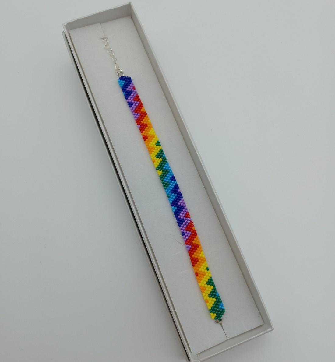 Bratara din margele de sticla - zig zag rainbow - bijuterii - brățări - brățară cu mărgele - Artynos.ro Bratara din margele de sticla - zig zag rainbow - bijuterii - brățări - brățară cu mărgele - Artynos.ro