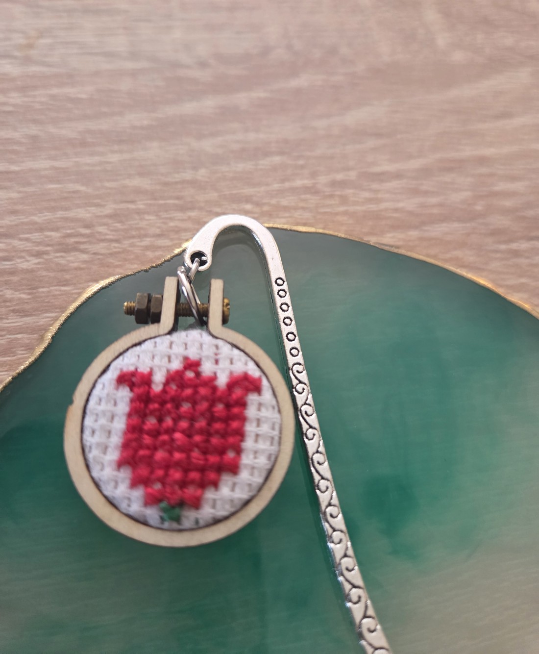 Semne de carte cu lalele - cărți și creații cu tematică muzicală, cadouri - semn de carte - Artynos.ro