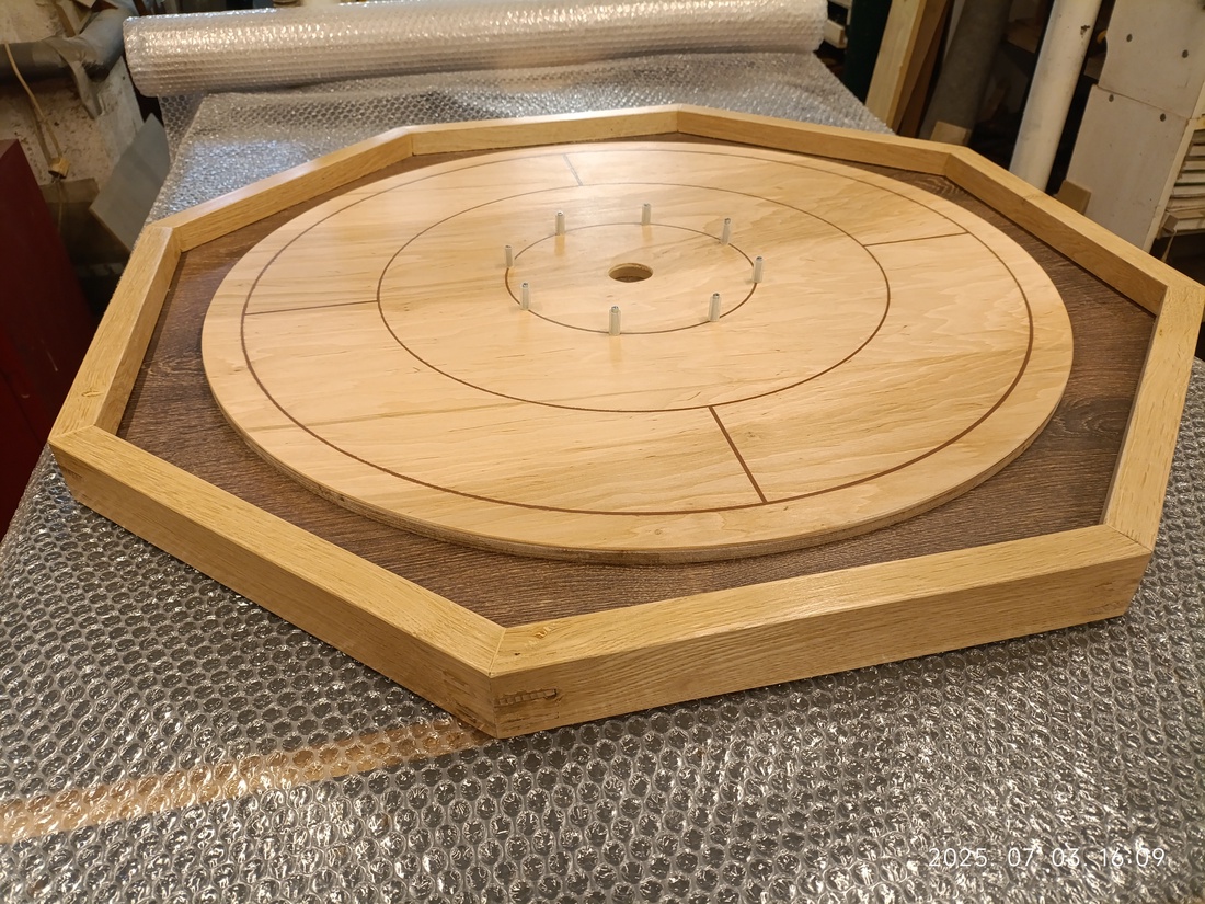 Crokinole táblajáték - - Artynos.ro Crokinole táblajáték - - Artynos.ro