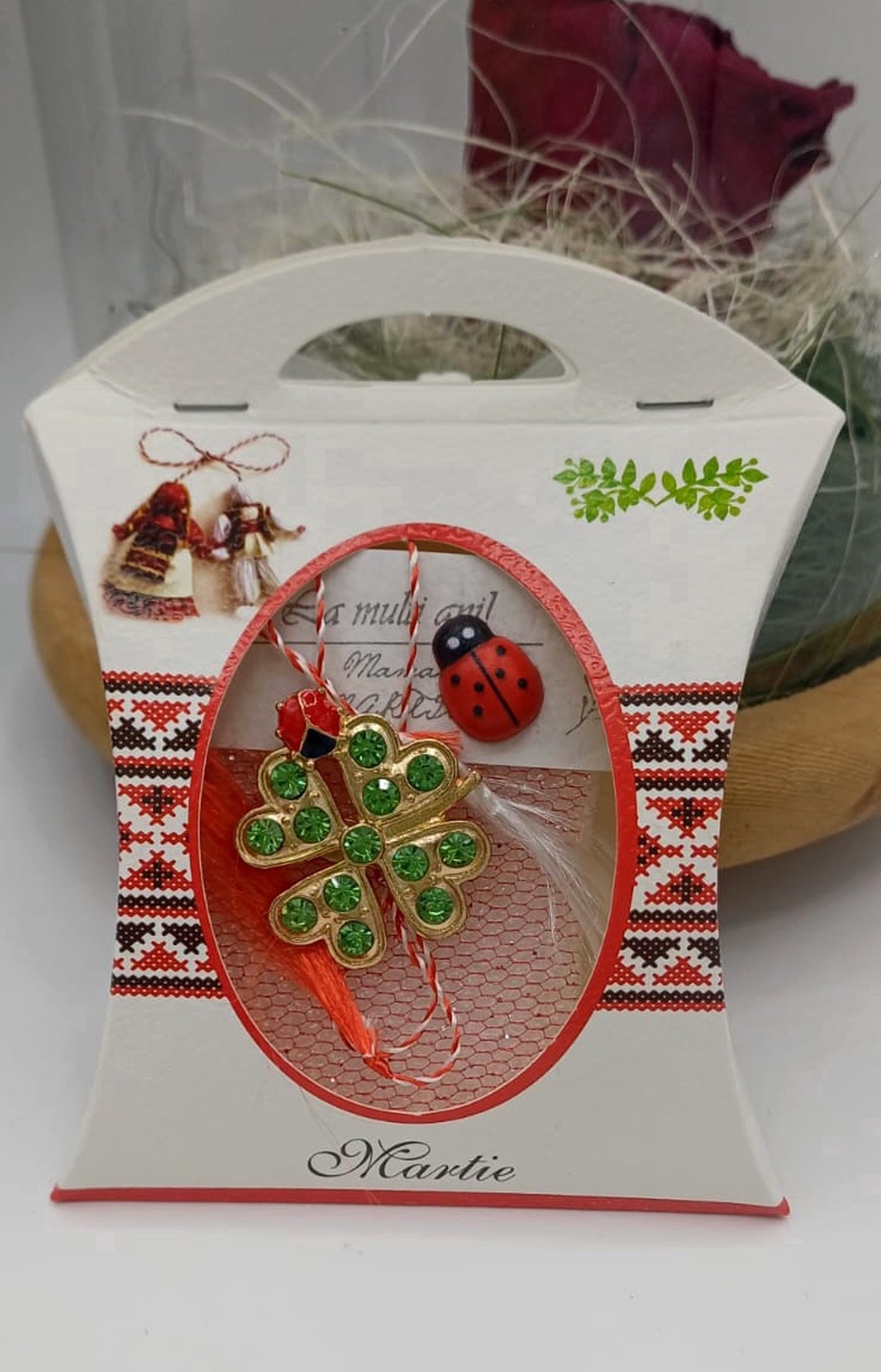 Martisor cu Trifoi cu patru foi si buburuza  - bijuterii - mărțișor - Artynos.ro