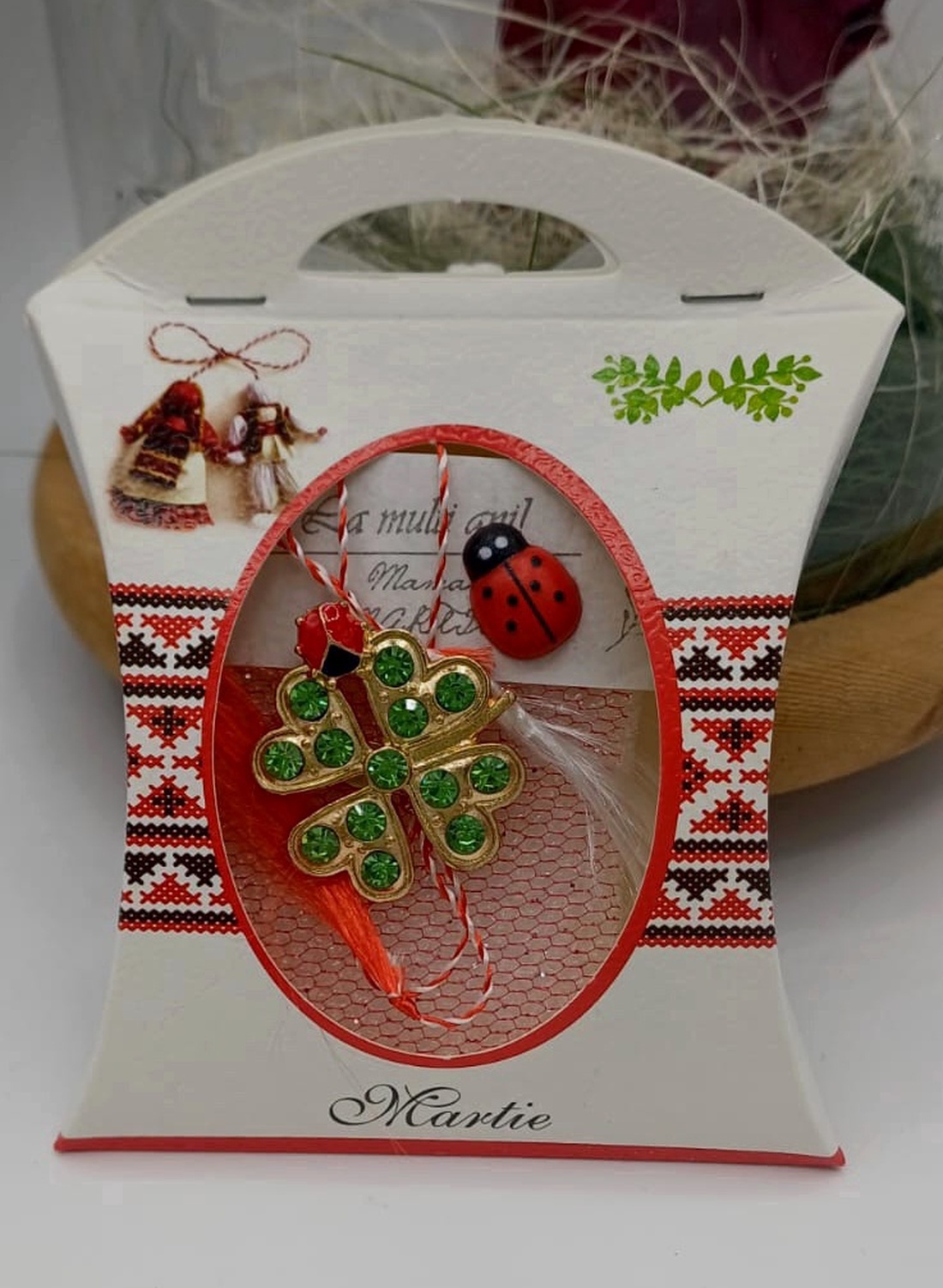 Martisor cu Trifoi cu patru foi si buburuza  - bijuterii - mărțișor - Artynos.ro