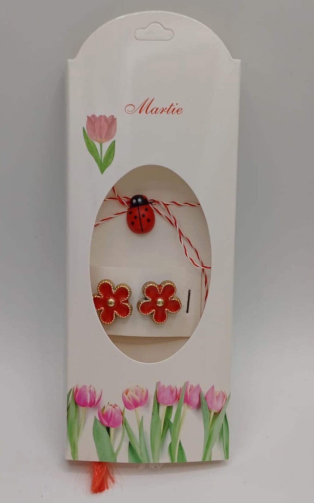 Butoni1 pereche de cămașă tip mărțișor  � floare rosie cu buburuză,care se poarta tot anul - bijuterii - mărțișor - Artynos.ro