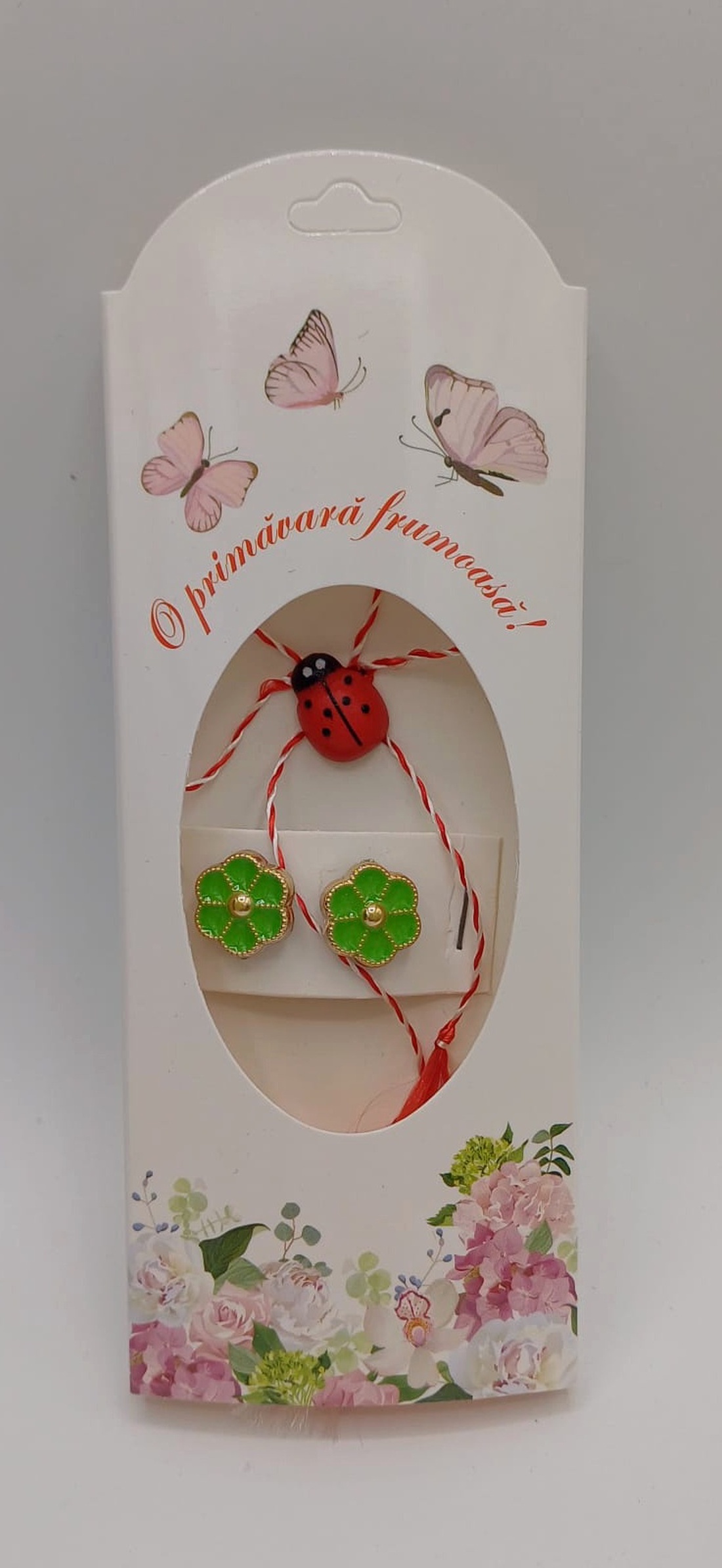 Butoni de cămașă ,1 pereche tip mărțișor � floare verde deschis cu buburuză,se poarta tot anul - bijuterii - mărțișor - Artynos.ro