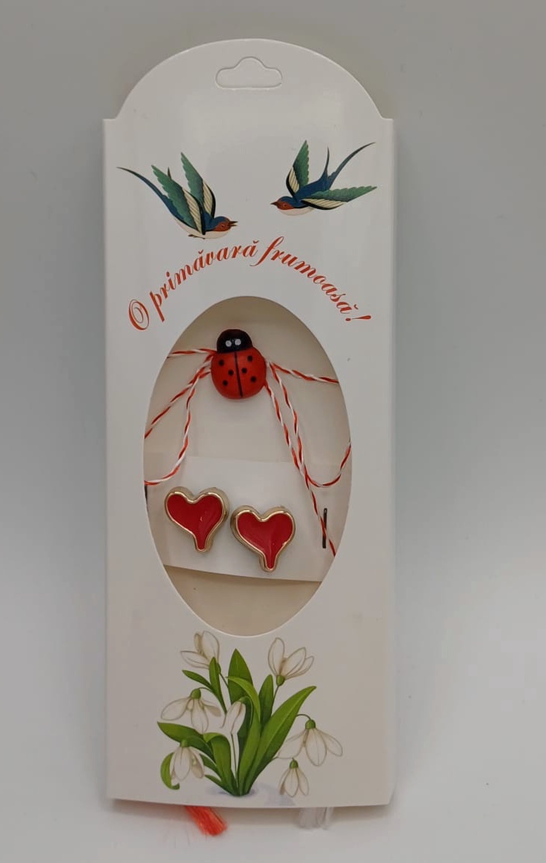 Butoni de cămașă 1 pereche ,tip mărțișor � inimioare rosii cu buburuză,care se poarta tot anul - bijuterii - mărțișor - Artynos.ro