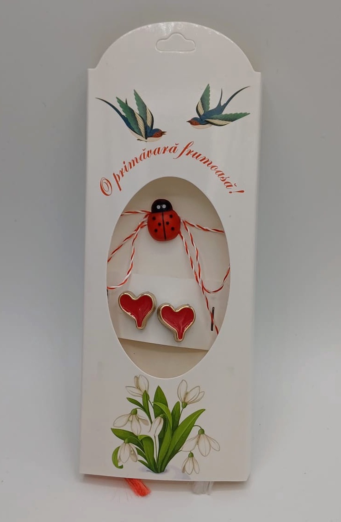 Butoni de cămașă 1 pereche ,tip mărțișor � inimioare rosii cu buburuză,care se poarta tot anul - bijuterii - mărțișor - Artynos.ro