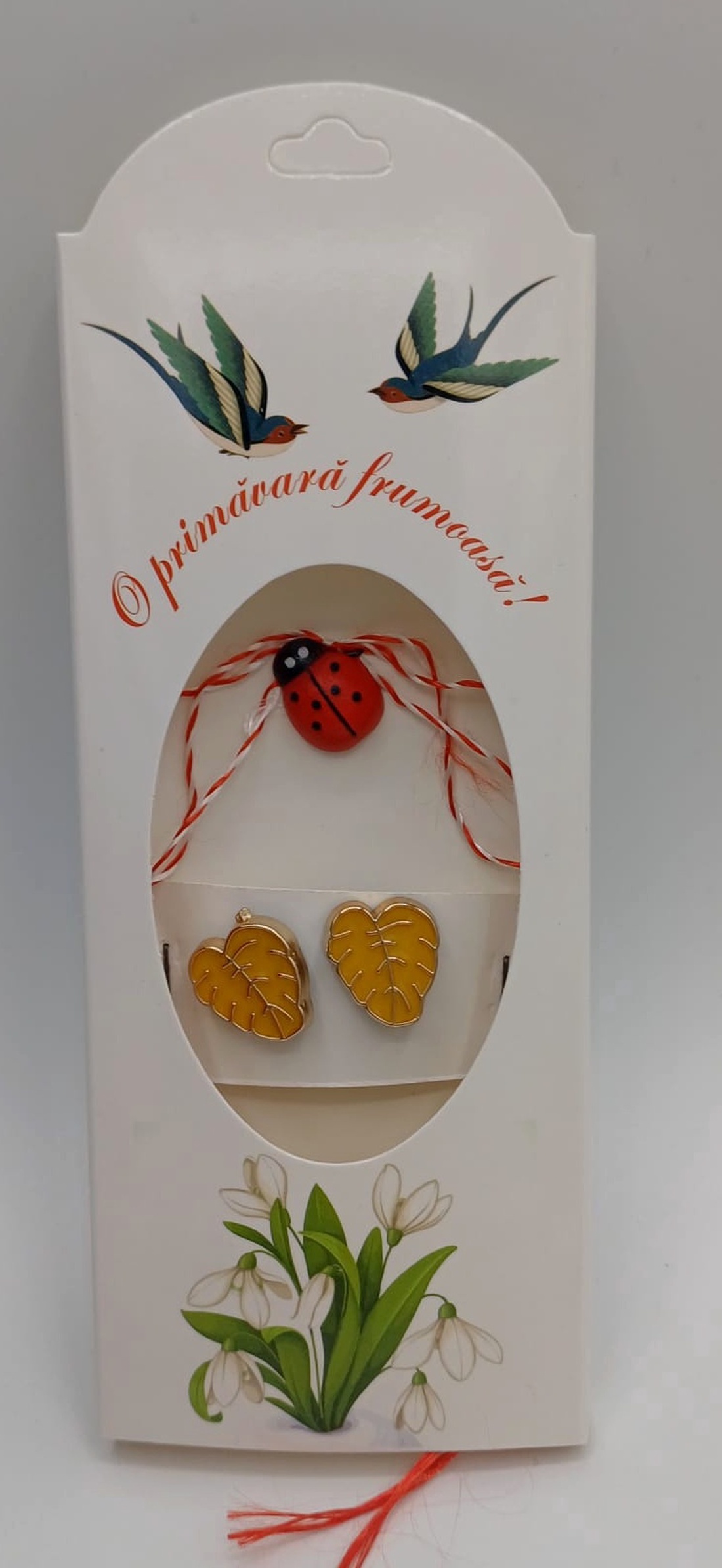 Butoni de cămașă 1 pereche,tip mărțișor � frunza portocalie cu buburuză,se poarta tot anul - bijuterii - mărțișor - Artynos.ro