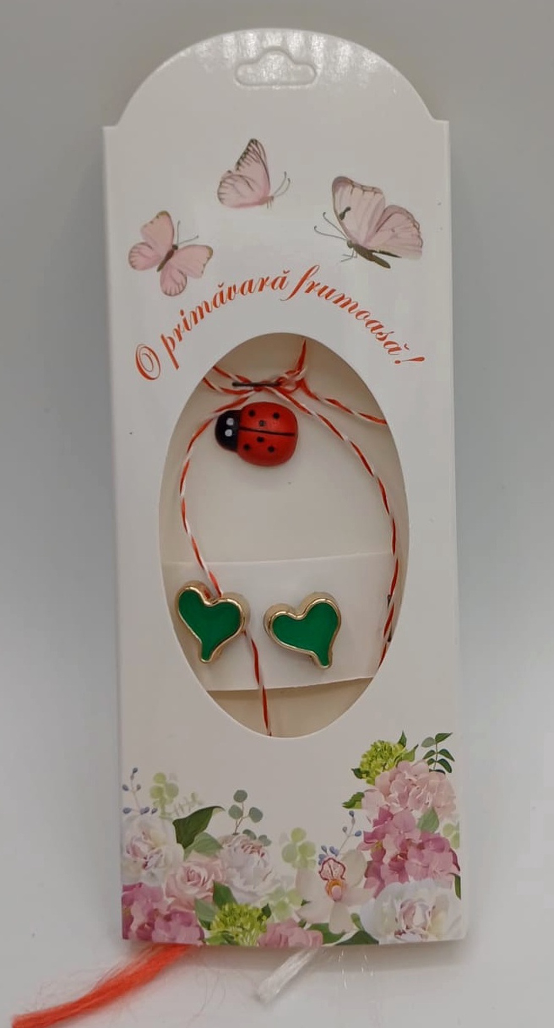 Butoni de cămașă 1 pereche,tip mărțișor � inimi verzi cu buburuză,se poarta tot anul pe haine - bijuterii - mărțișor - Artynos.ro