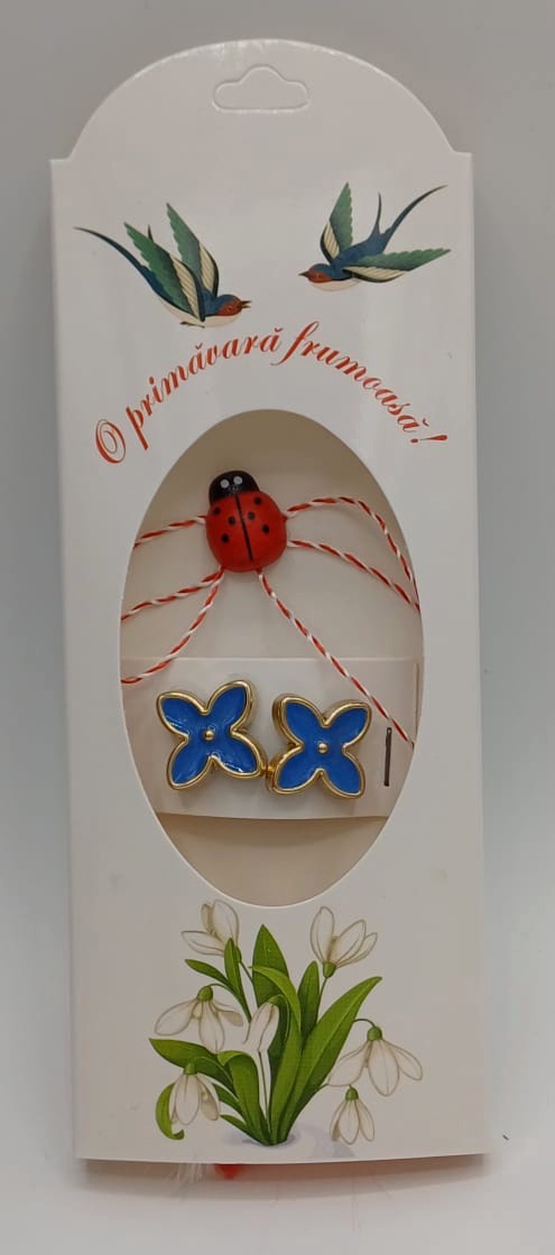 Butoni de cămașă,1 pereche,tip mărțișor � floare albastra cu buburuză,se poarta tot anul la orice tip de haina.  - bijuterii - mărțișor - Artynos.ro