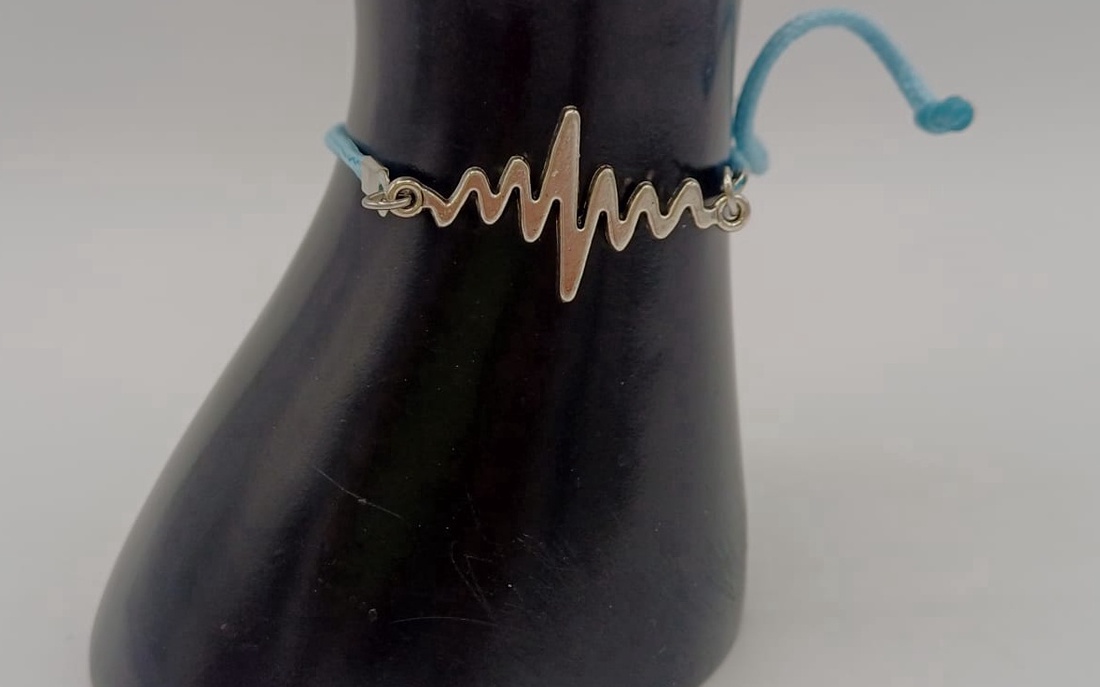 Brățară metalică cu simbol puls � design modern - bijuterii - brățări - brățări împletite - Artynos.ro