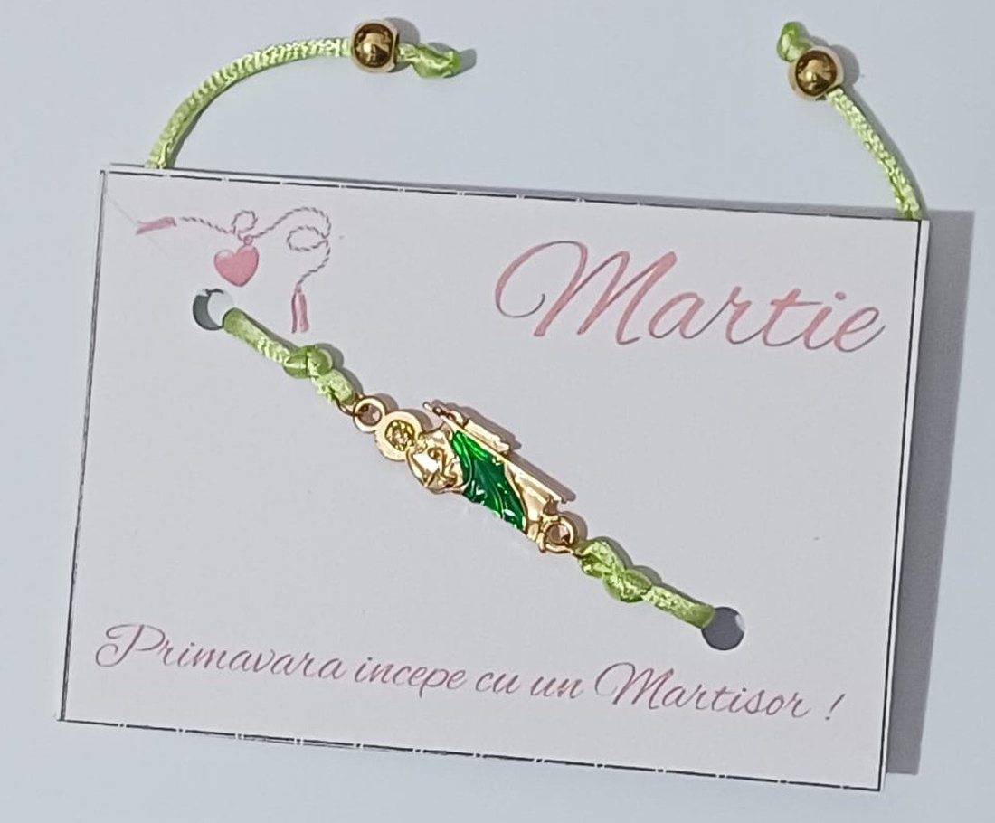 Brățară mărțișor cu șnur verde reglabil, realizată pe șnur textil împletit, cu sistem de ajustare prin nod culisant - bijuterii - brățări - brățări împletite - Artynos.ro