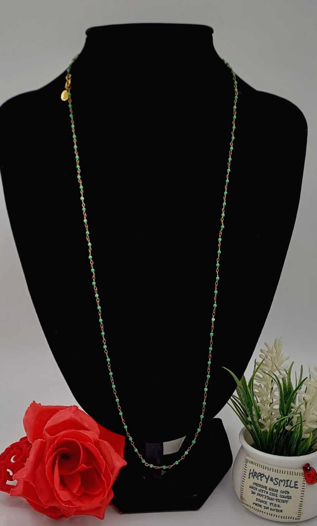 Lanț delicat din metal vintage, realizat manual într-un finisaj auriu antichizat - bijuterii - coliere - coliere din perle - Artynos.ro