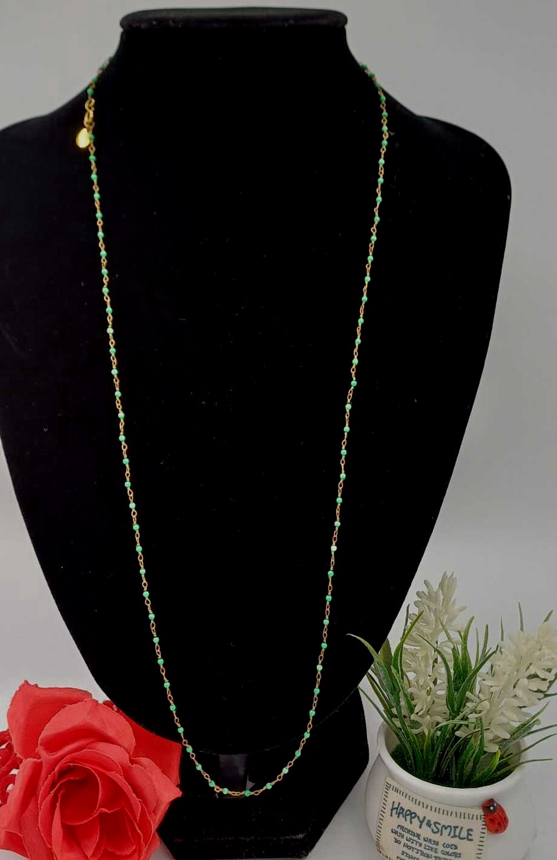 Lanț delicat din metal vintage, realizat manual într-un finisaj auriu antichizat - bijuterii - coliere - coliere din perle - Artynos.ro