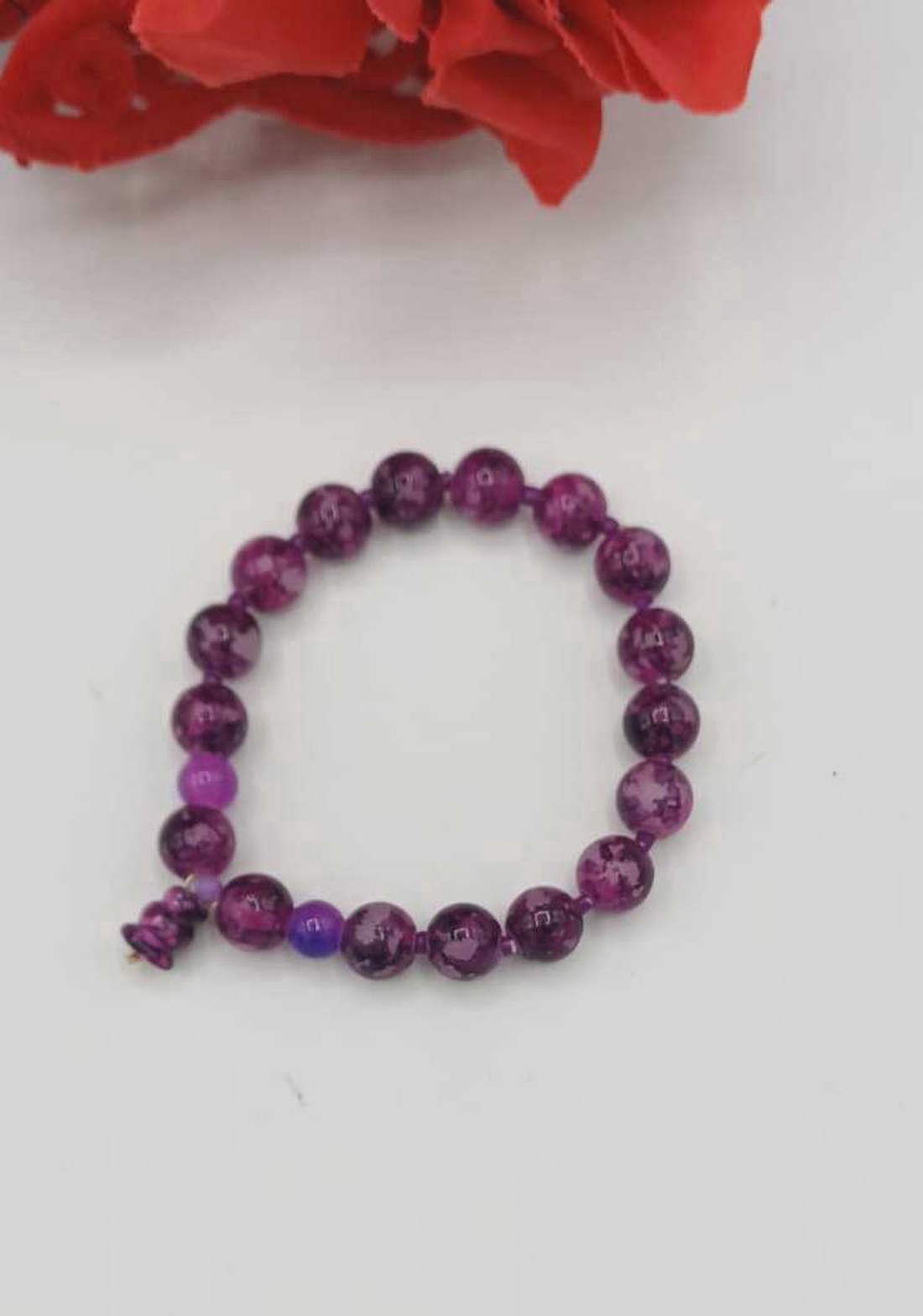 Brățară din piatră naturală, în nuanțe profunde de mov. - bijuterii - brățări - brățări din perle - Artynos.ro