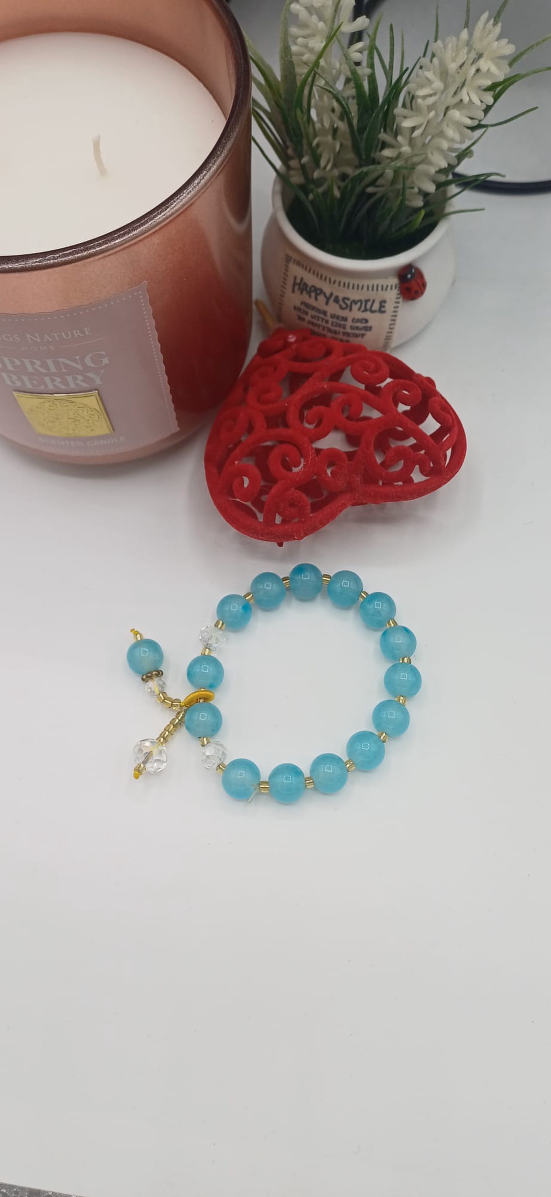 Brățară realizată manual, compusă din mărgele criatal ,rotunde albastru turcoaz. - bijuterii - brățări - brățări din pietre semiprețioase - Artynos.ro