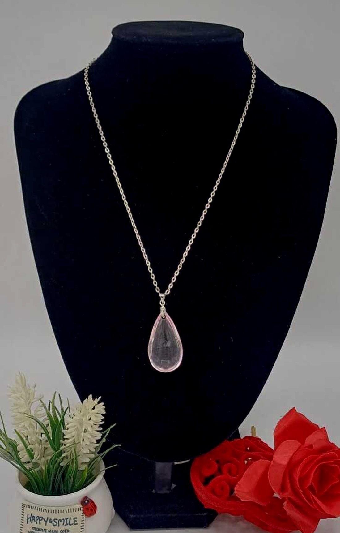 Colier elegant din metal cu pandantiv tip lacrimă. - bijuterii - coliere - coliere din pietre semiprețioase - Artynos.ro