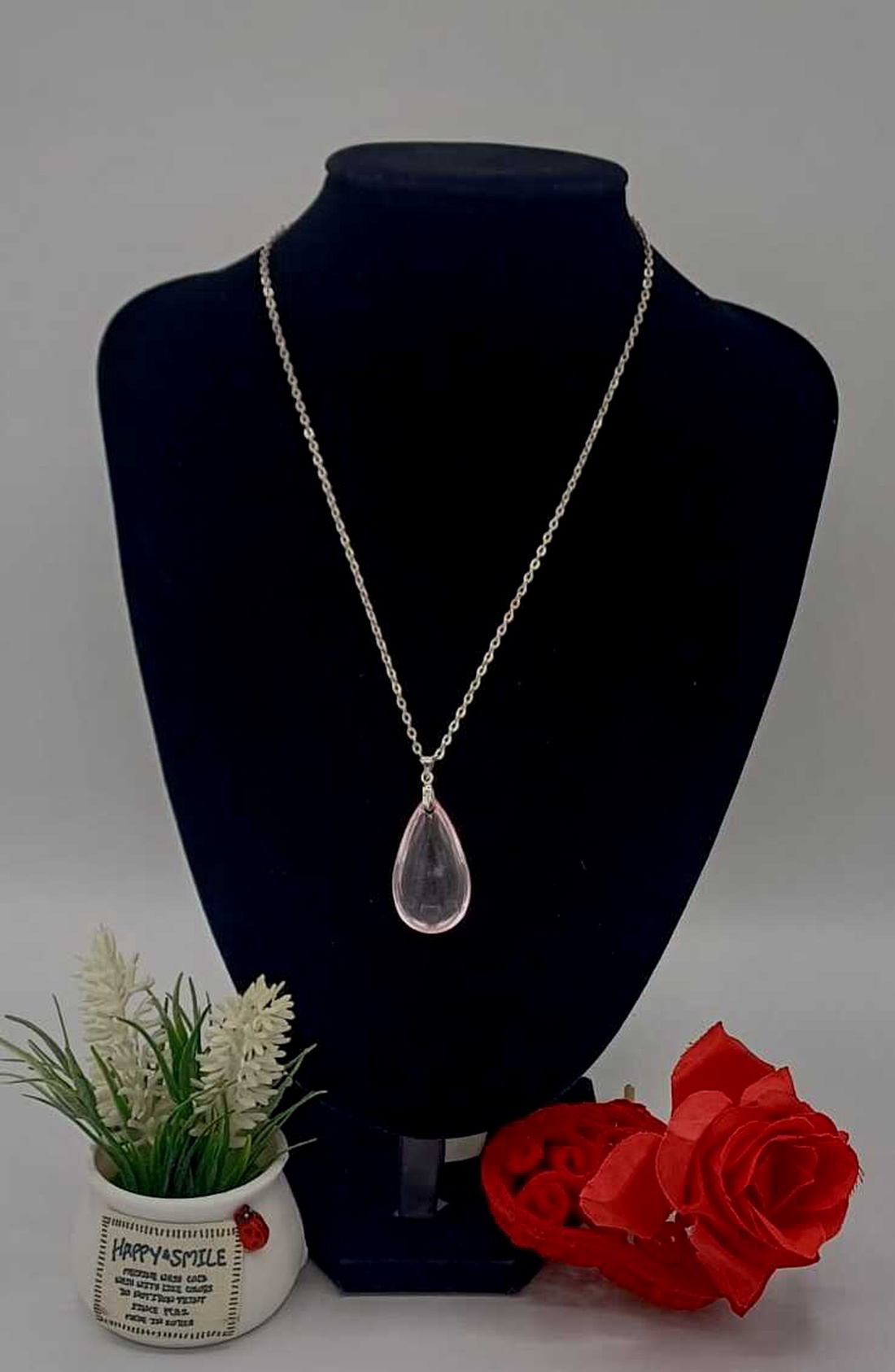 Colier elegant din metal cu pandantiv tip lacrimă. - bijuterii - coliere - coliere din pietre semiprețioase - Artynos.ro