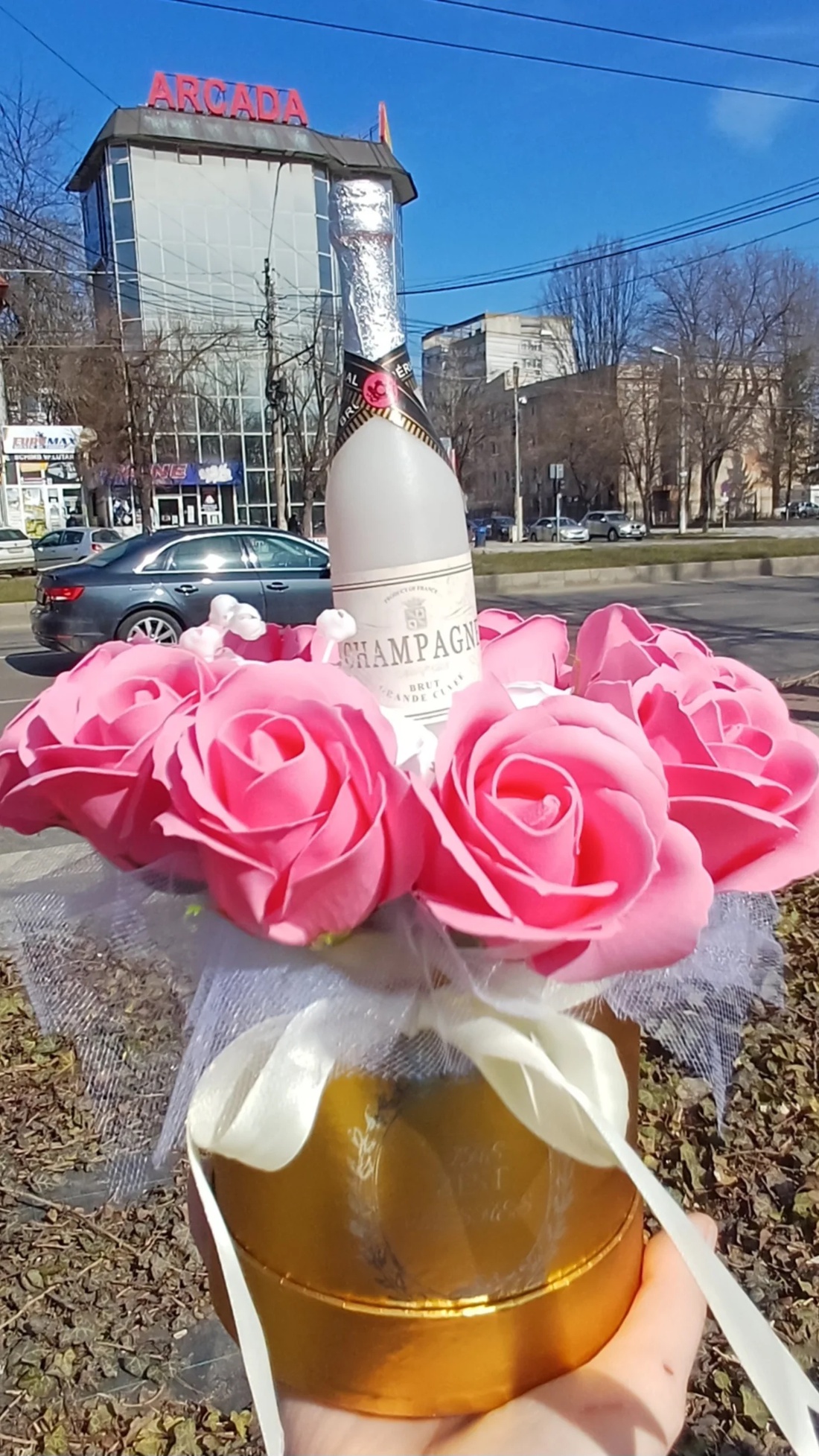 Ornament sapun si sampanie - casă & stil de viață - decorațiuni de casă - accesorii florale - cutii cu flori - Artynos.ro