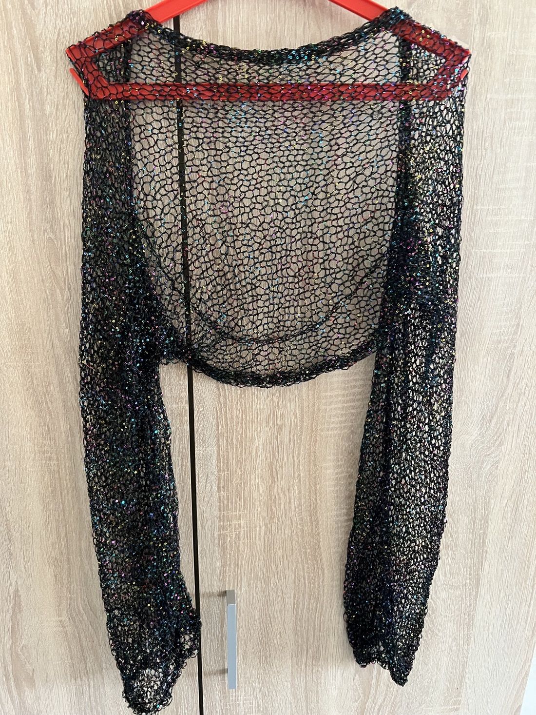 Bolero strălucitor, lucrat manual � o piesă unică! - îmbrăcăminte și modă - haine damă - bolero - Artynos.ro