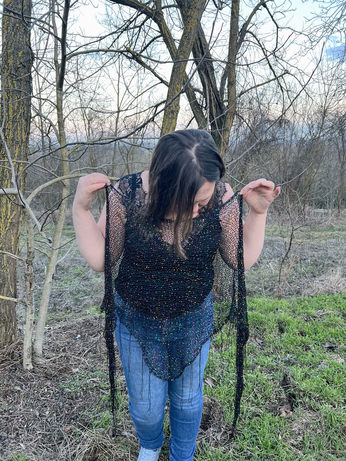 Șal artizanal cu paiete � Accesoriu glam unic - îmbrăcăminte și modă - eșarfe, pălării, fularuri - șaluri - Artynos.ro