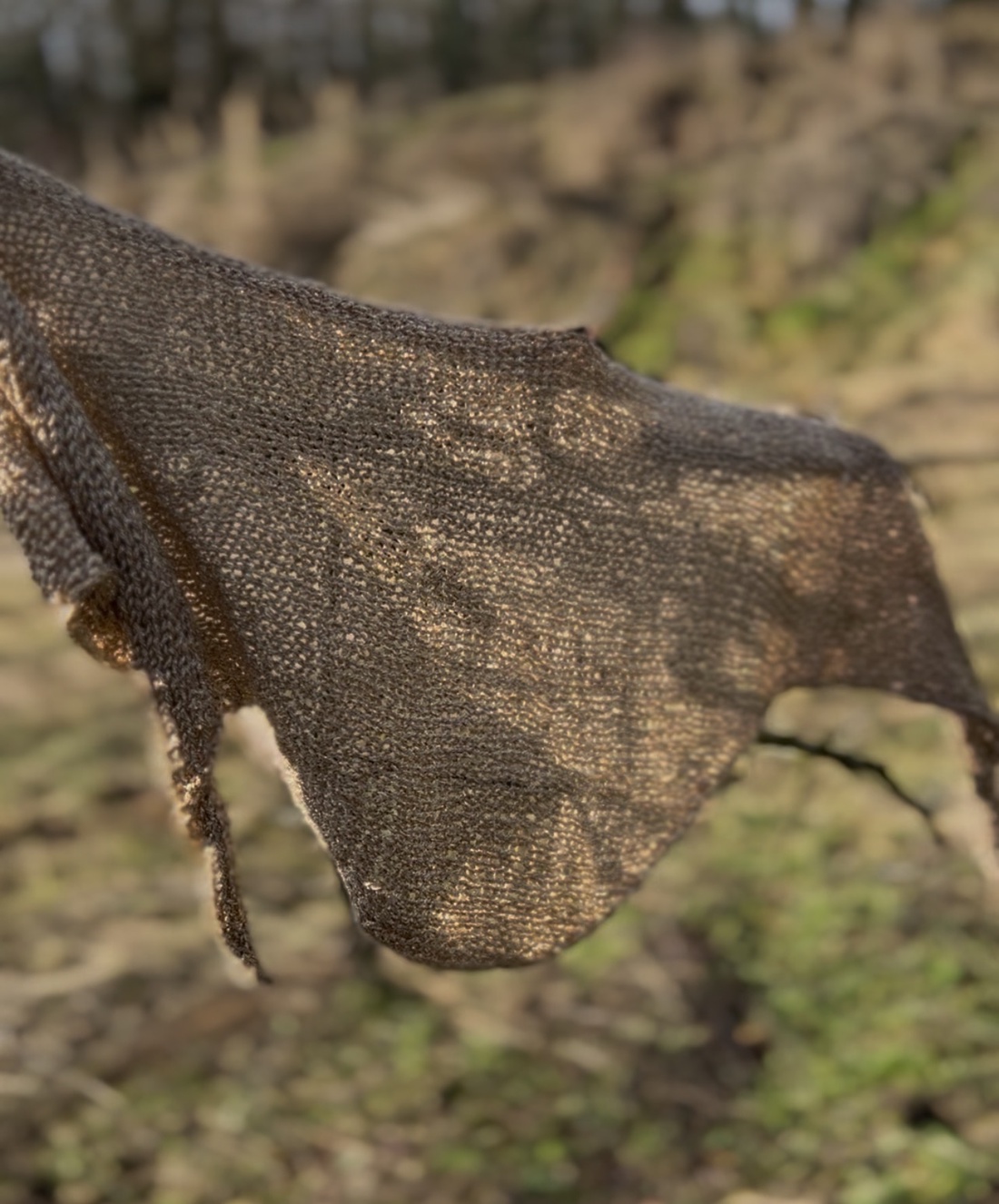 Eșarfă tricotată aurie cu reflexii metalice - îmbrăcăminte și modă - eșarfe, pălării, fularuri - eșarfe - Artynos.ro