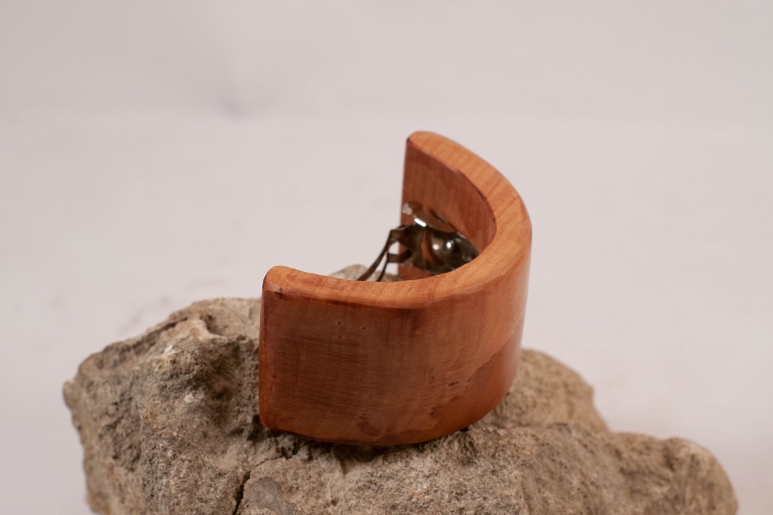 Cataramă franceză curbată din lemn, cataramă de păr - îmbrăcăminte și modă - accesorii păr - clemă de păr și ac de păr - Artynos.ro