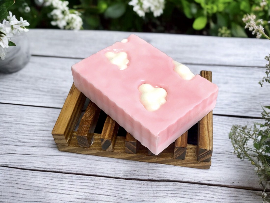 Săpun de lapte de capră Raspberry panacotta / mare / - baie și frumusețe - săpunuri și articole de igienă - săpun artizanal - Artynos.ro Săpun de lapte de capră Raspberry panacotta / mare / - baie și frumusețe - săpunuri și articole de igienă - săpun artizanal - Artynos.ro